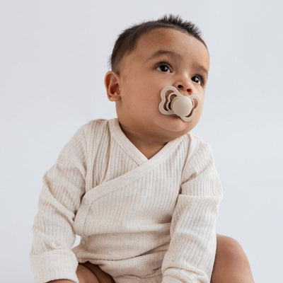 拇指型奶嘴好嗎？暴牙迷思大解密，丹麥奶嘴業者專業說明！