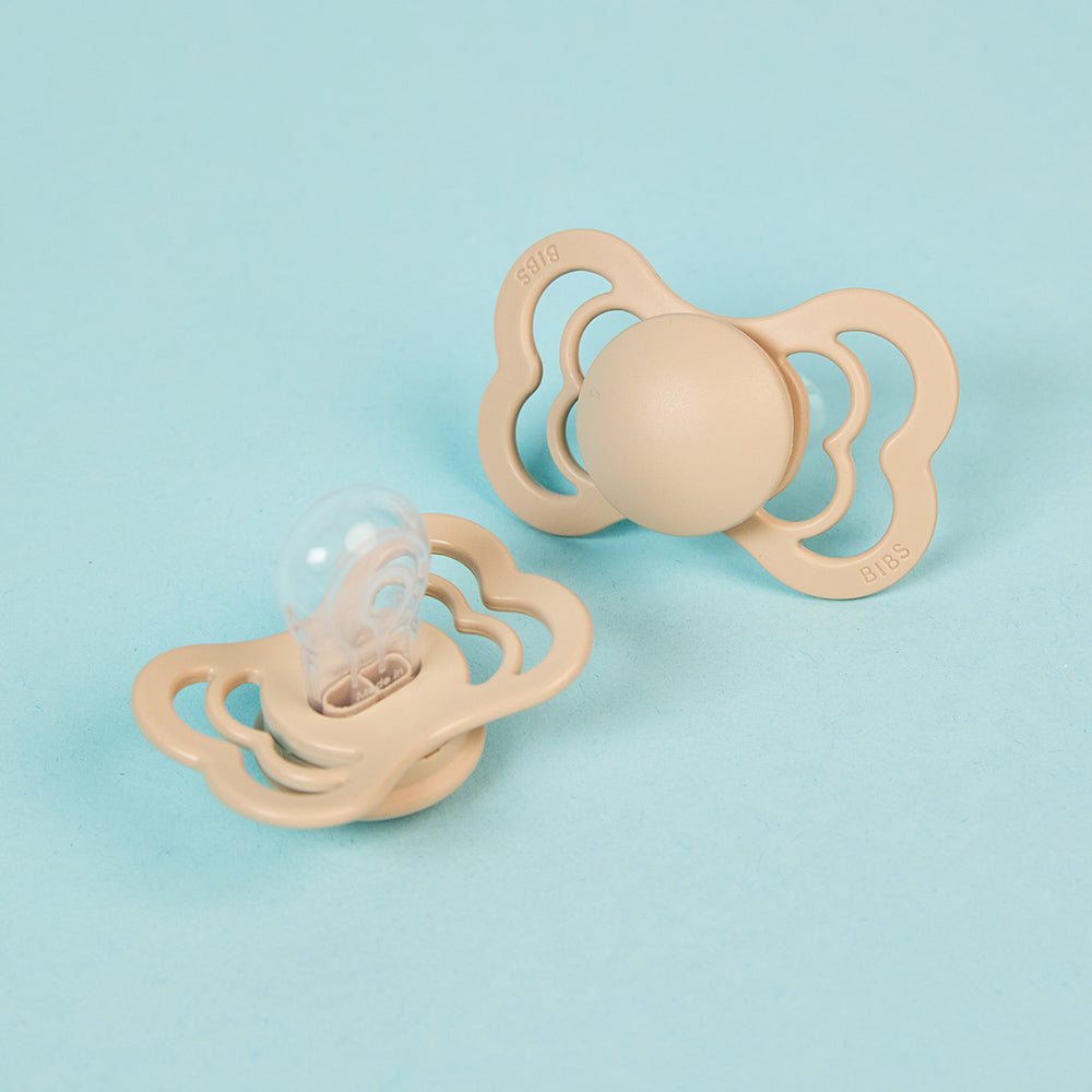 Supreme 雙扁型矽膠安撫奶嘴-香草/深咖啡(2入組)